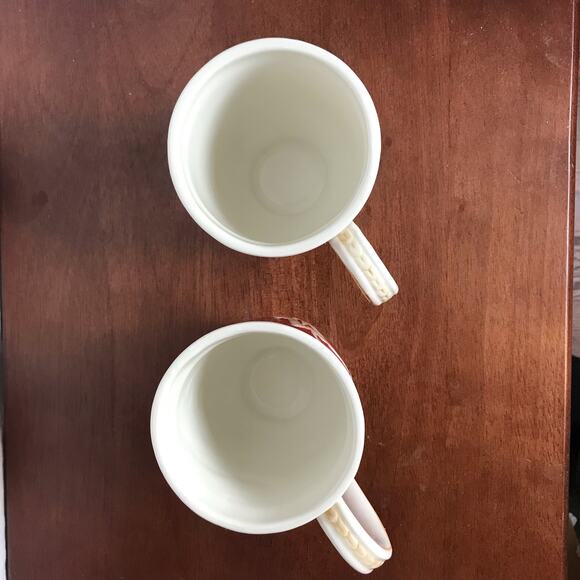 Fitz and Floyd Set of 2 Town & Country Red and White Ceramic Coffee Mugs - Picture 5 of 10